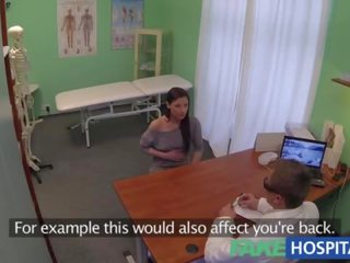 Fakehospital חבוי cameras מלכוד חולה באמצעות מסג' כְּלִי ל an אורגזמה